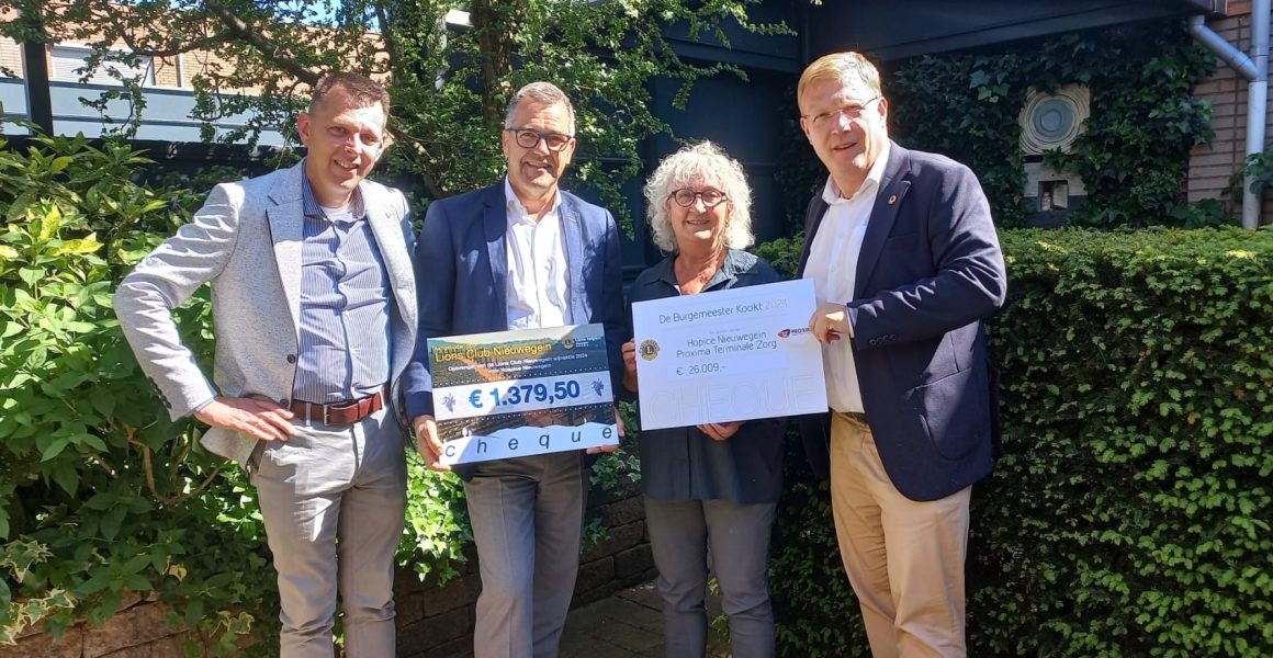 2025 05 18 Burgemeester Kookt - uitreiking cheques